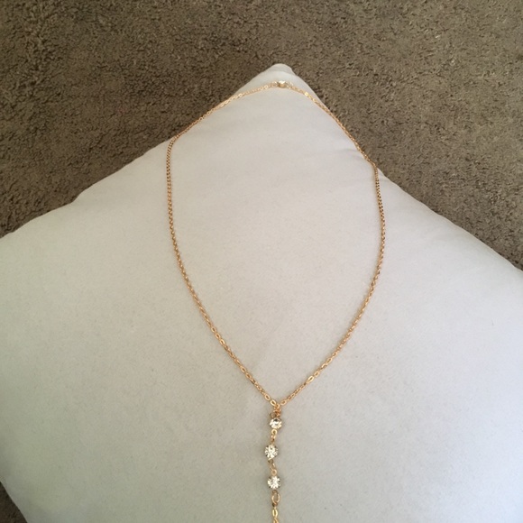 💐3/$20 or 4/$25 💐Gold backdrop necklace - Picture 7 of 7